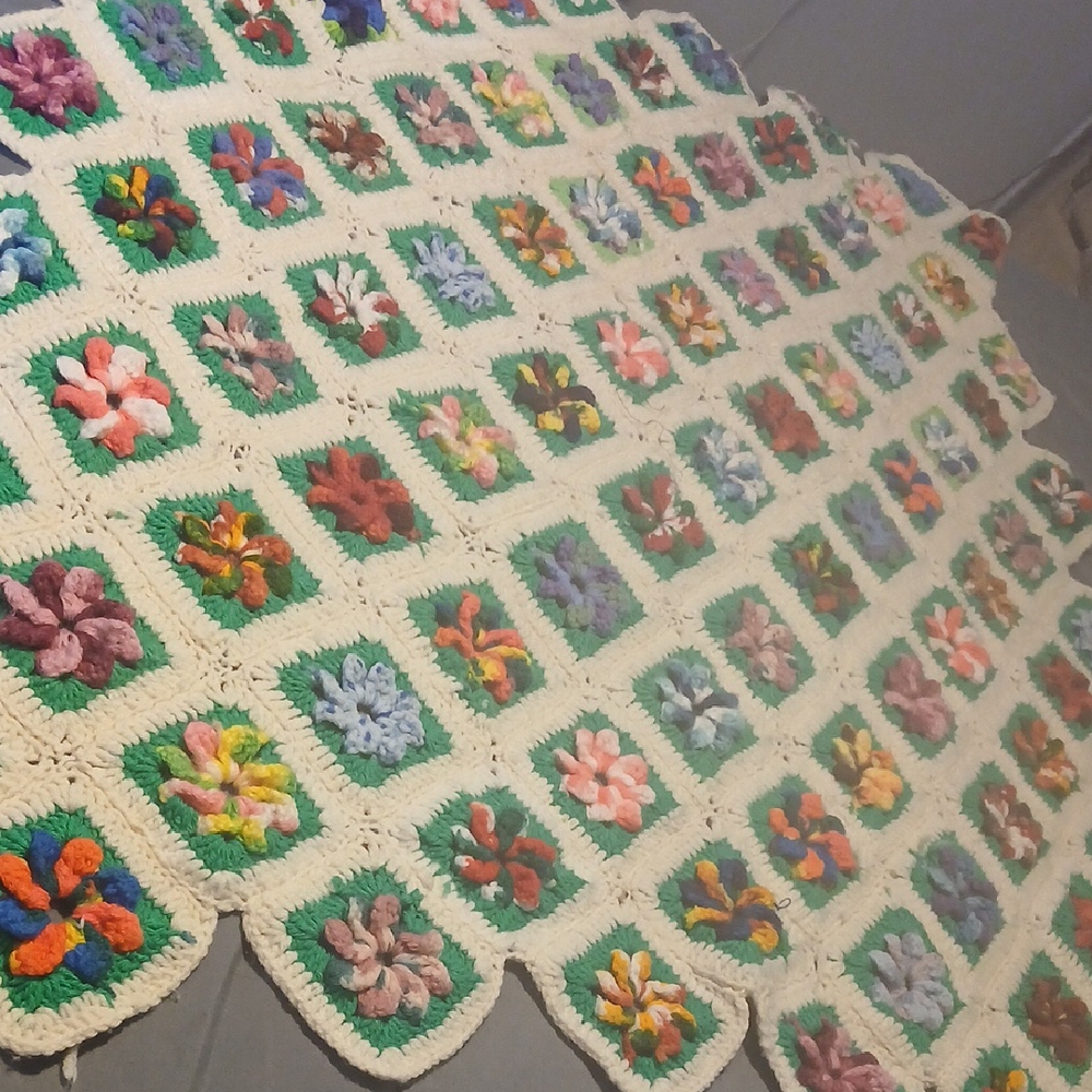 Handmade Floral Crochet Blanket - Multicolor
